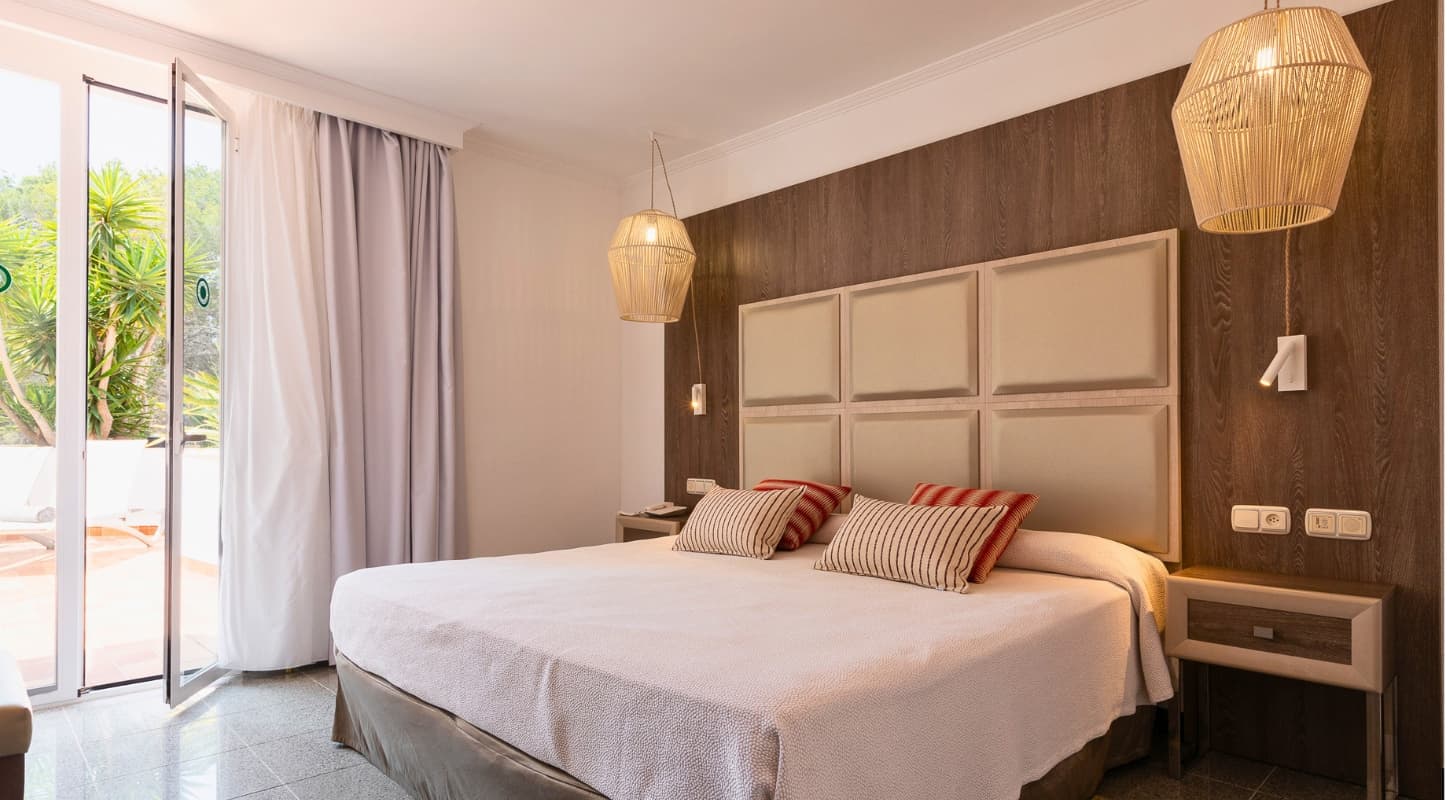 S'Argamassa Boutique Hotel junto al Mediterráneo en Ibiza en otoño